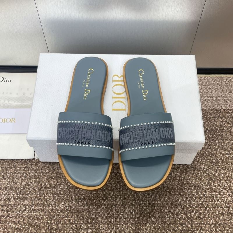 ch**an D*or slippers